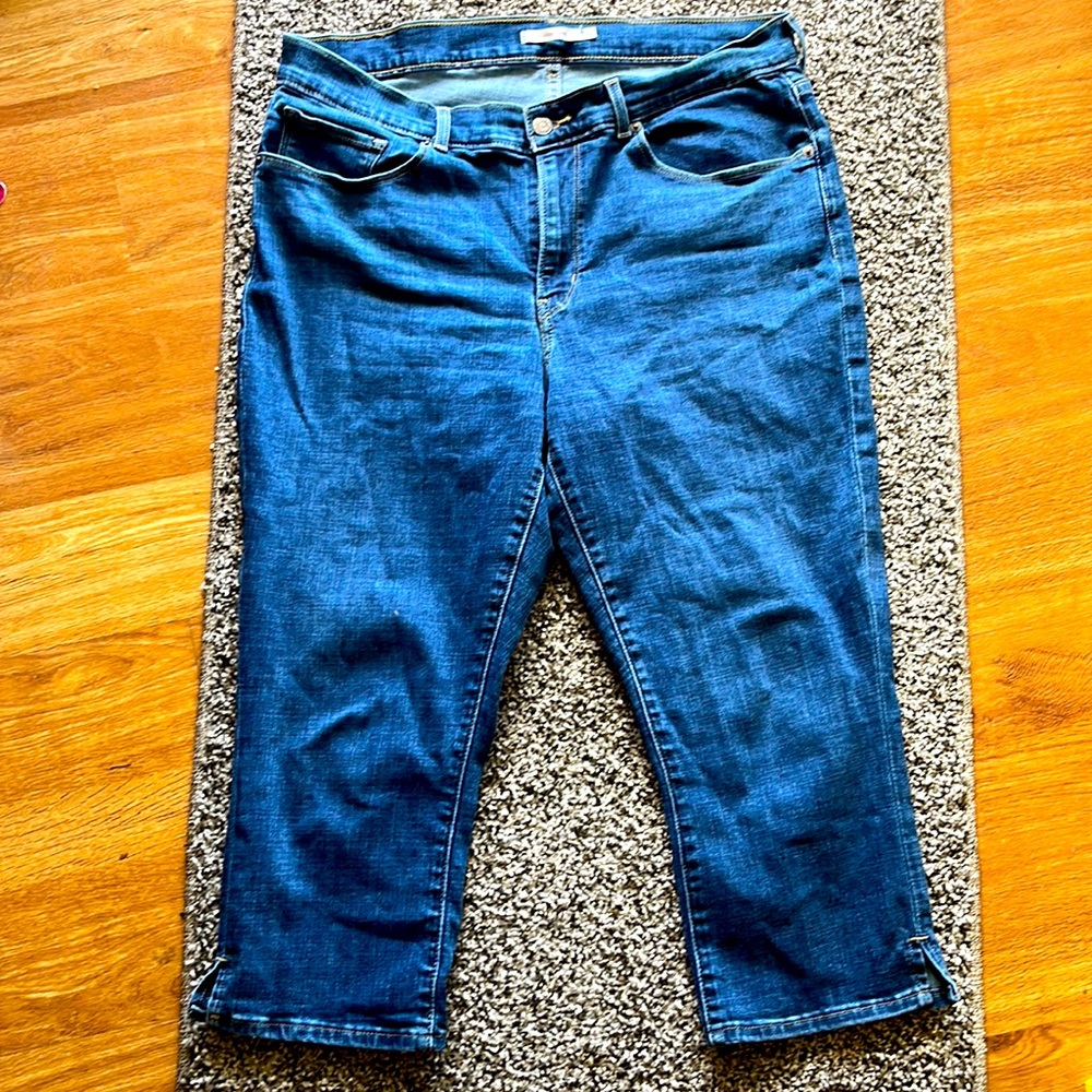 Levi’s classic Capri jeans